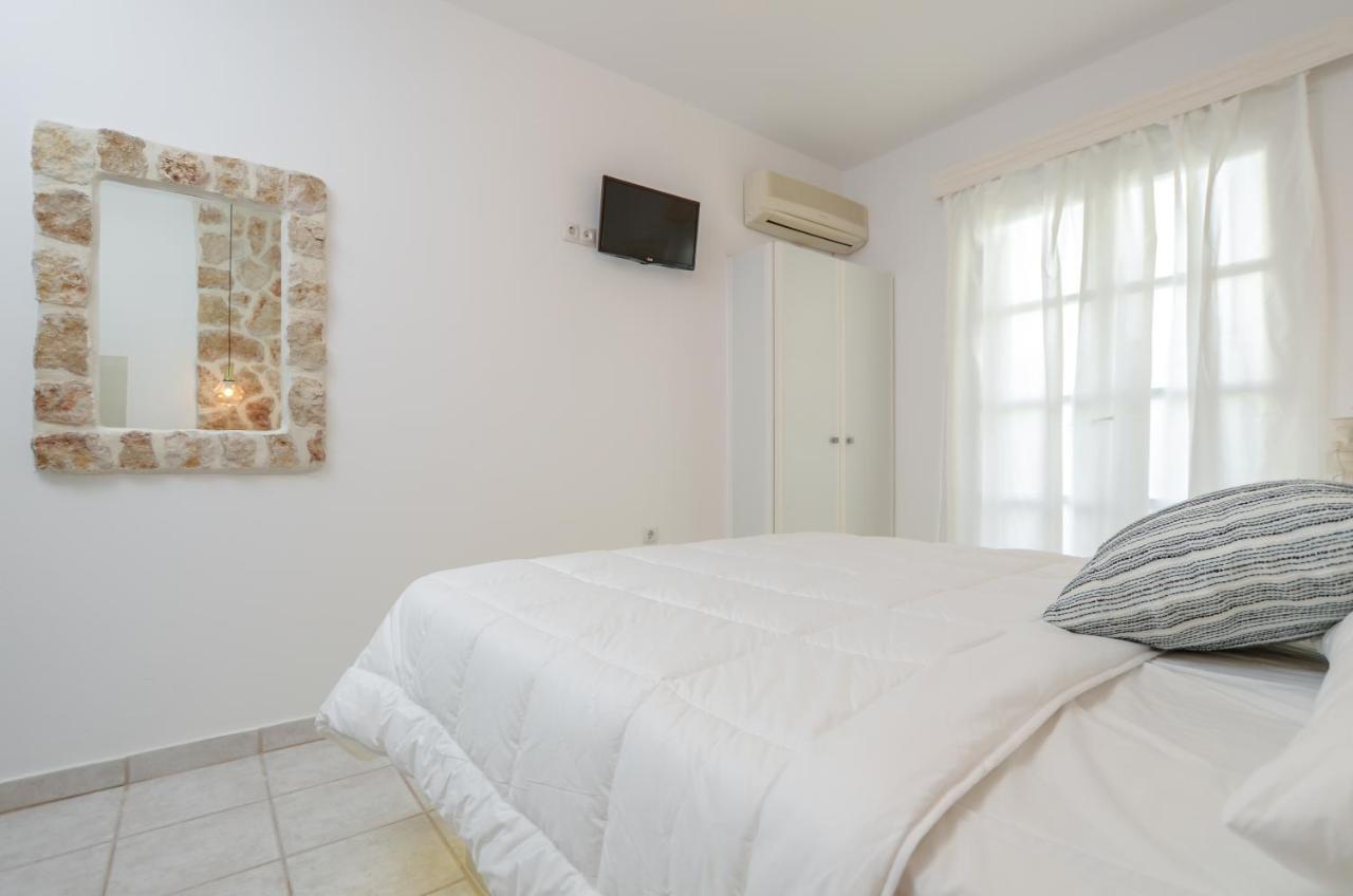 Simos Luxury Apartments Naxos City المظهر الخارجي الصورة