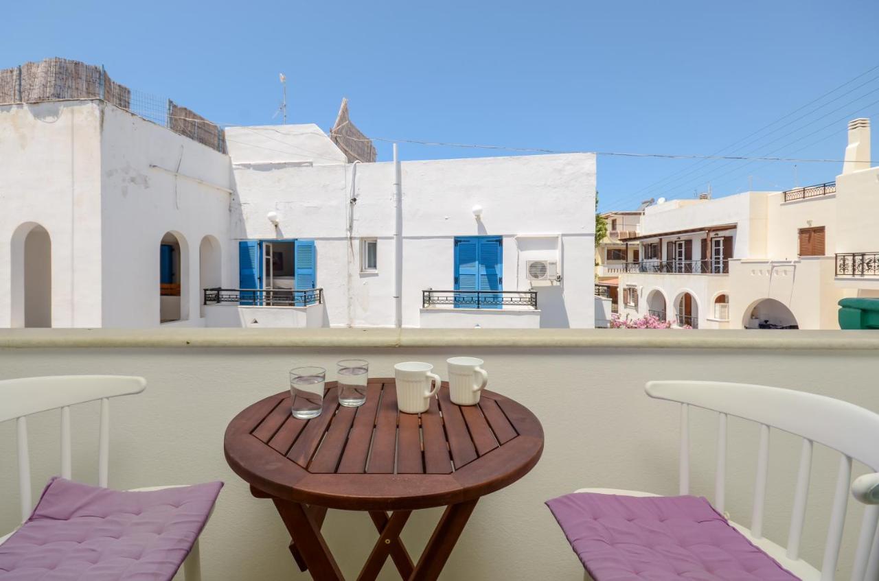 Simos Luxury Apartments Naxos City المظهر الخارجي الصورة
