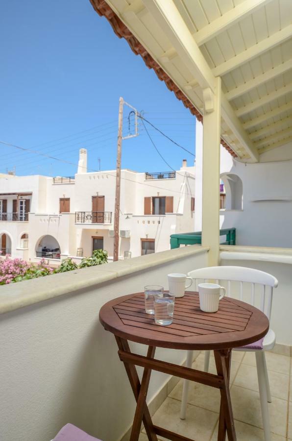 Simos Luxury Apartments Naxos City المظهر الخارجي الصورة